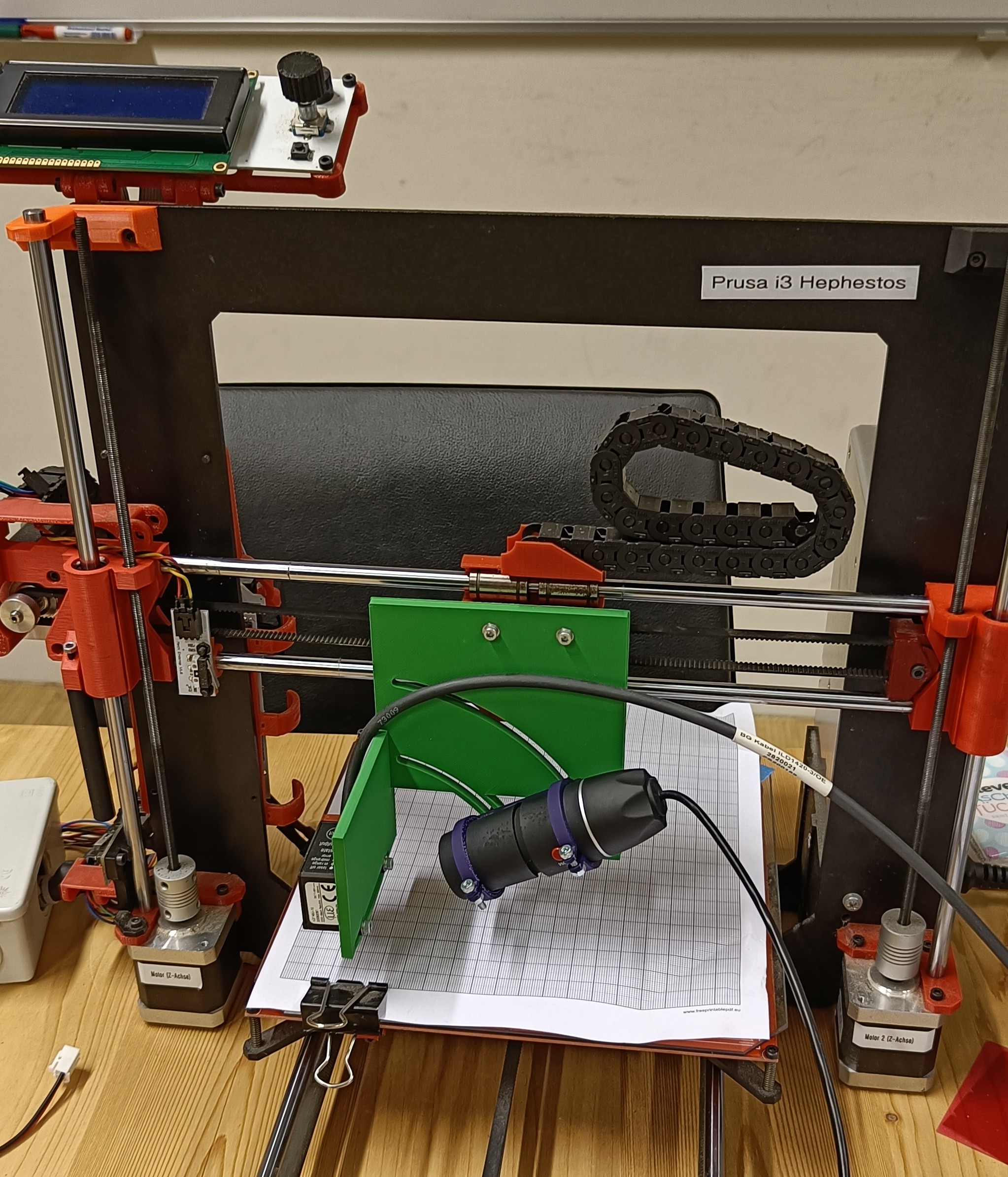 Testaufbau: Laser, Kamera und 3D-Drucker
